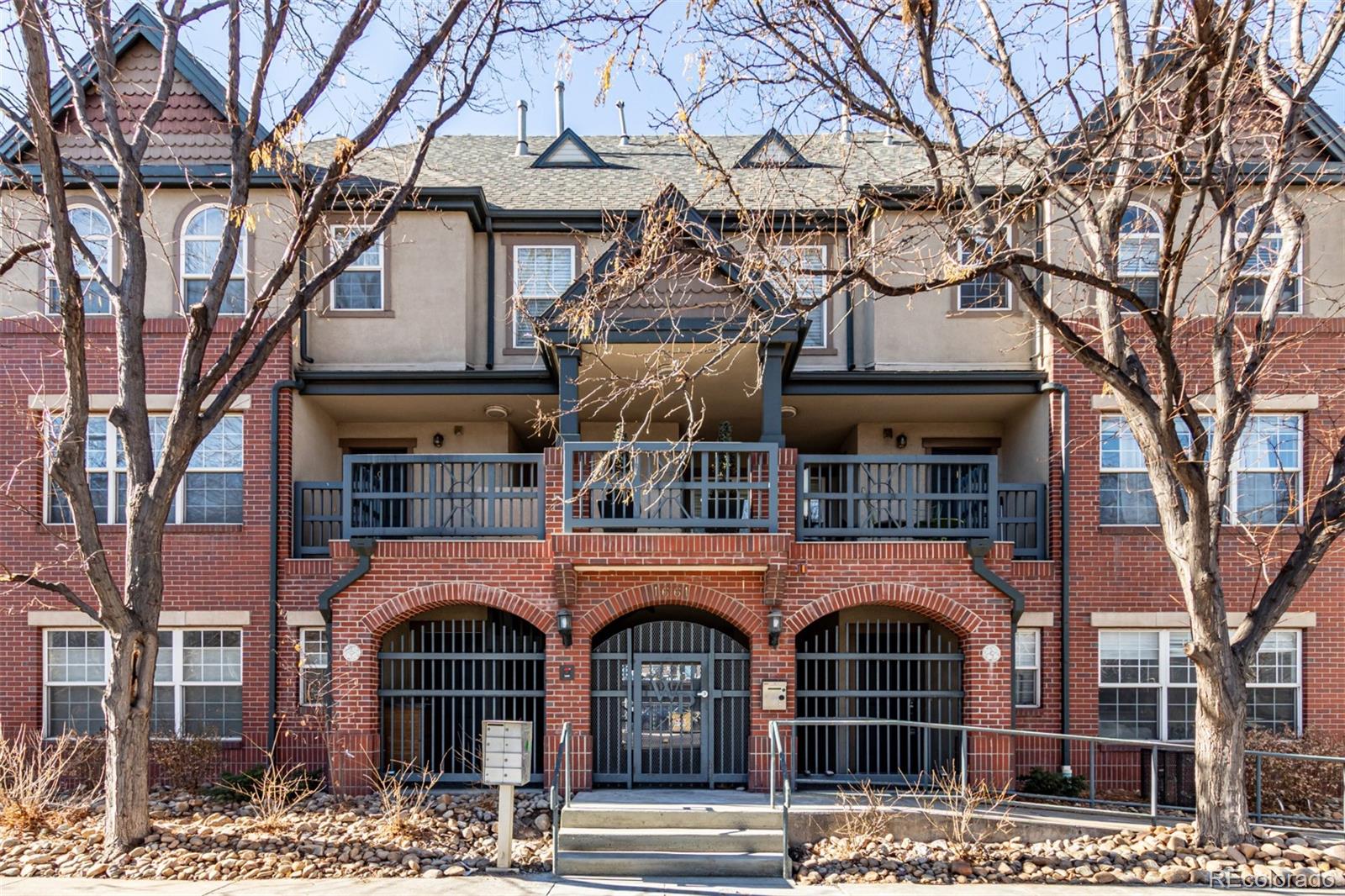 MLS Image #2 for 1661 n washington street d,denver, Colorado
