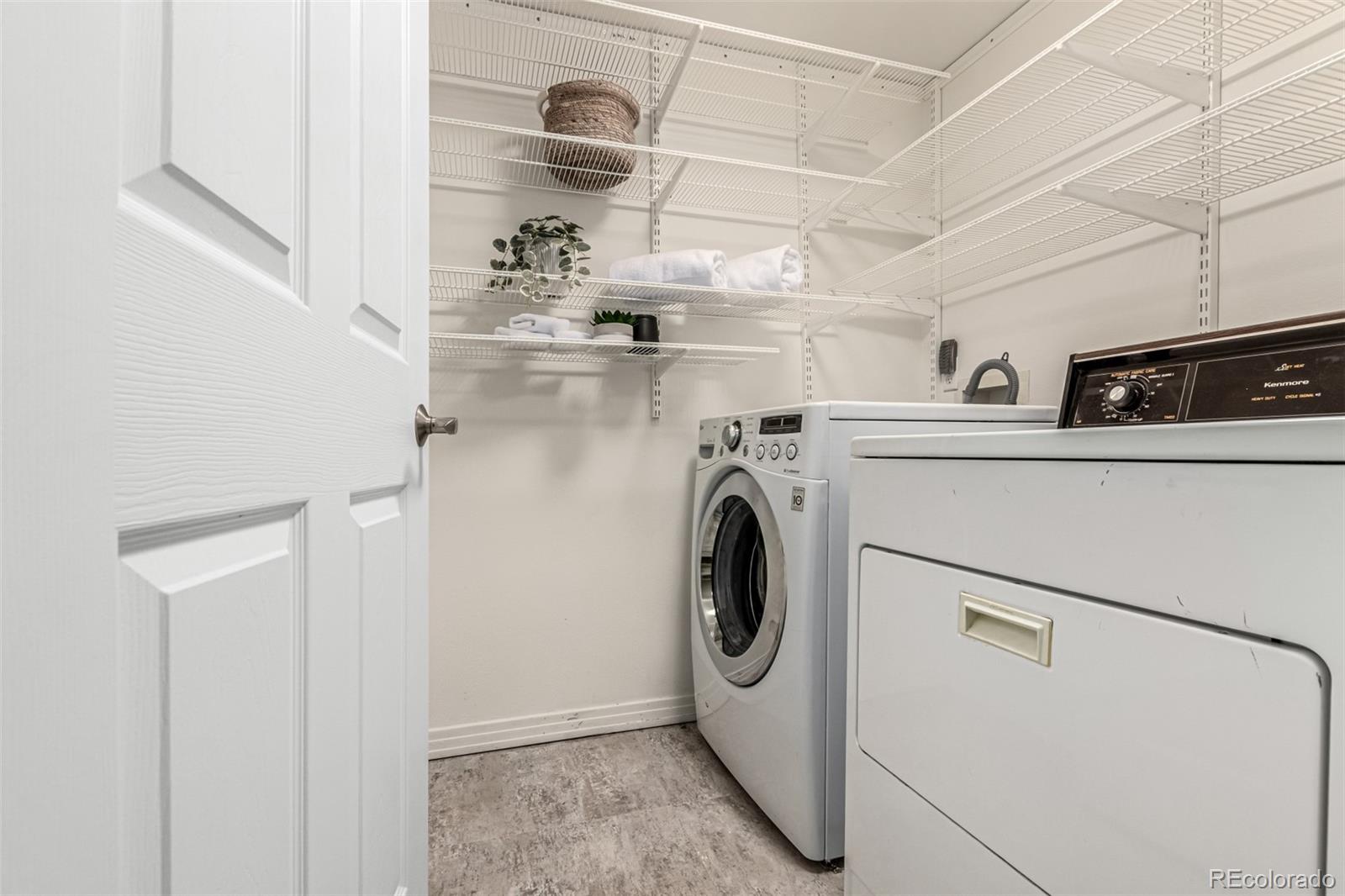 MLS Image #30 for 1661 n washington street d,denver, Colorado