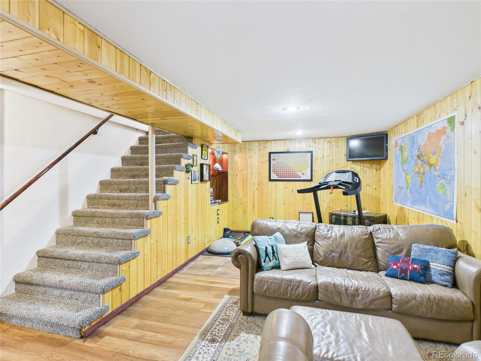 MLS Image #11 for 1360 s ivy way,denver, Colorado