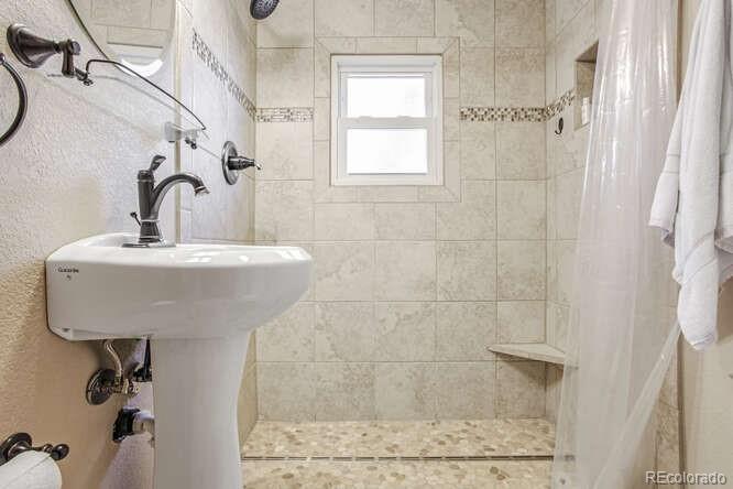 MLS Image #13 for 23039  isoleta road,indian hills, Colorado