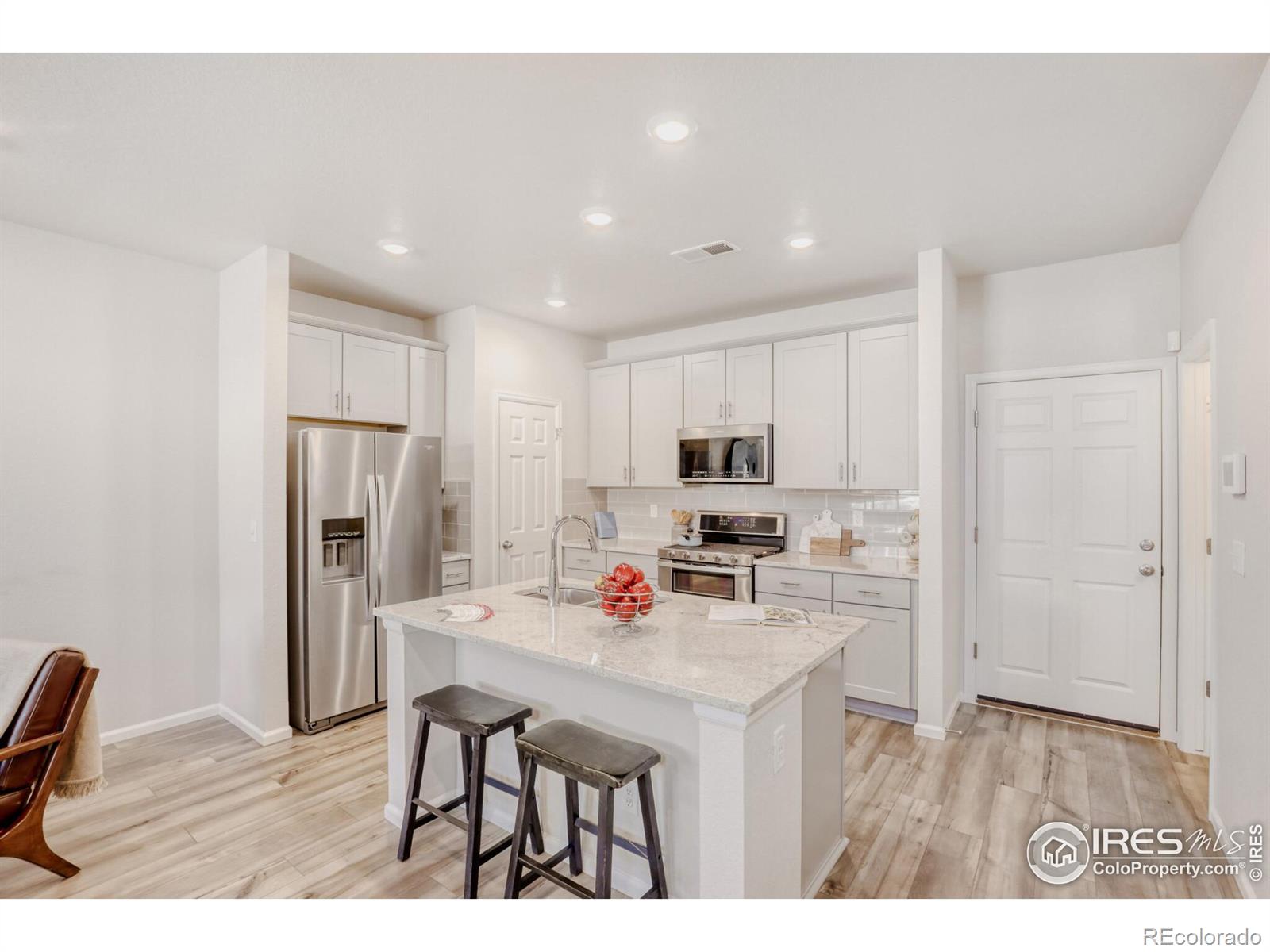 MLS Image #13 for 6089 n liverpool street,aurora, Colorado