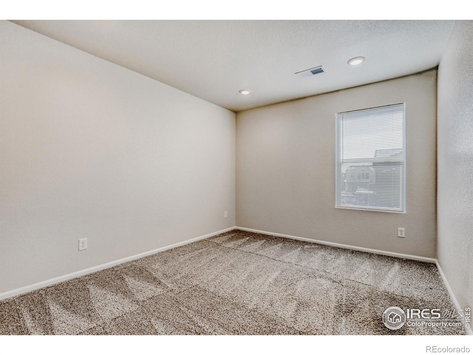 MLS Image #20 for 6089 n liverpool street,aurora, Colorado