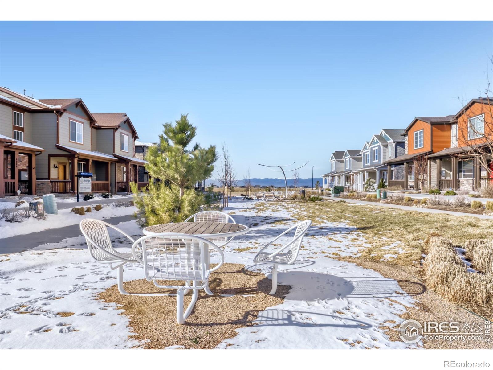 MLS Image #4 for 6089 n liverpool street,aurora, Colorado