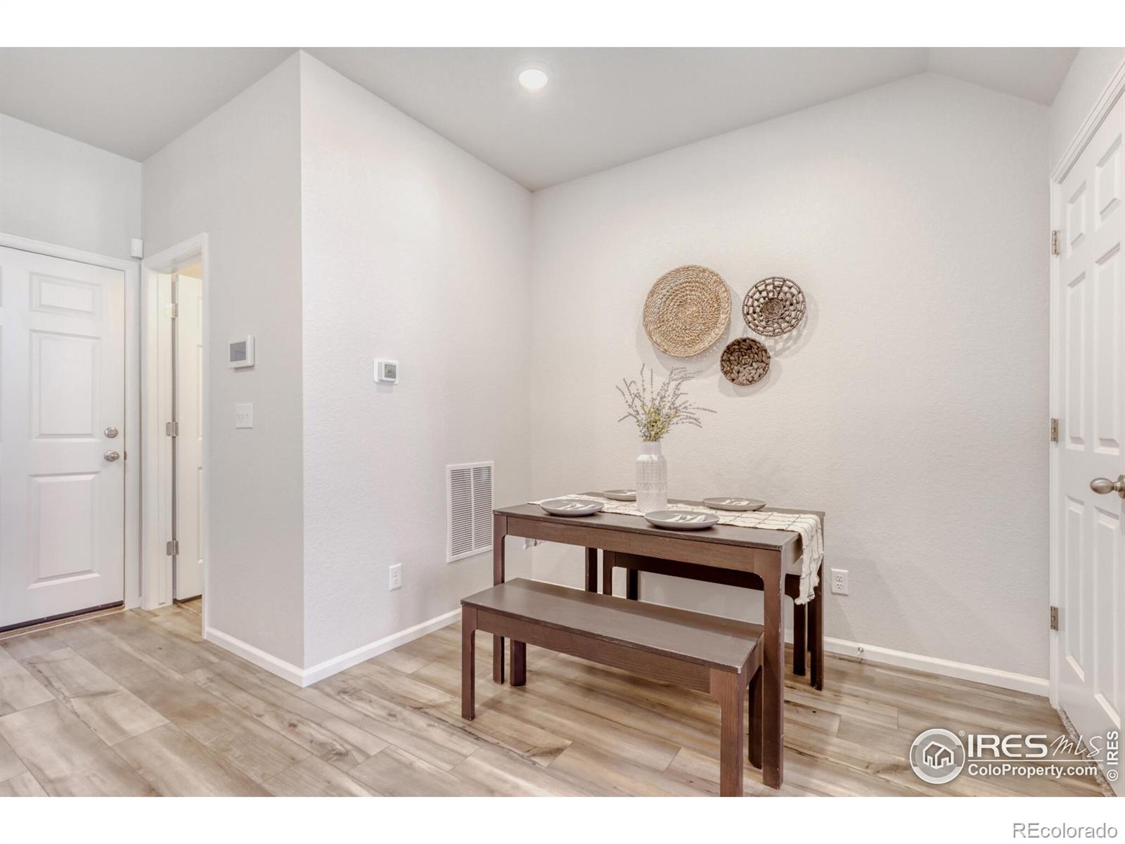 MLS Image #9 for 6089 n liverpool street,aurora, Colorado