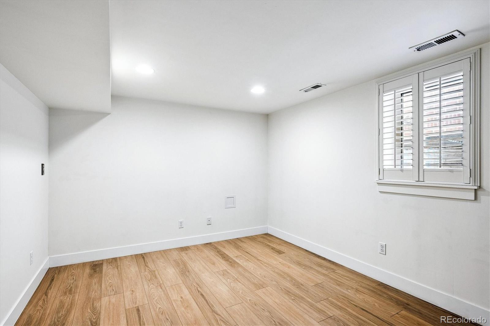 MLS Image #25 for 554 s clarkson street,denver, Colorado