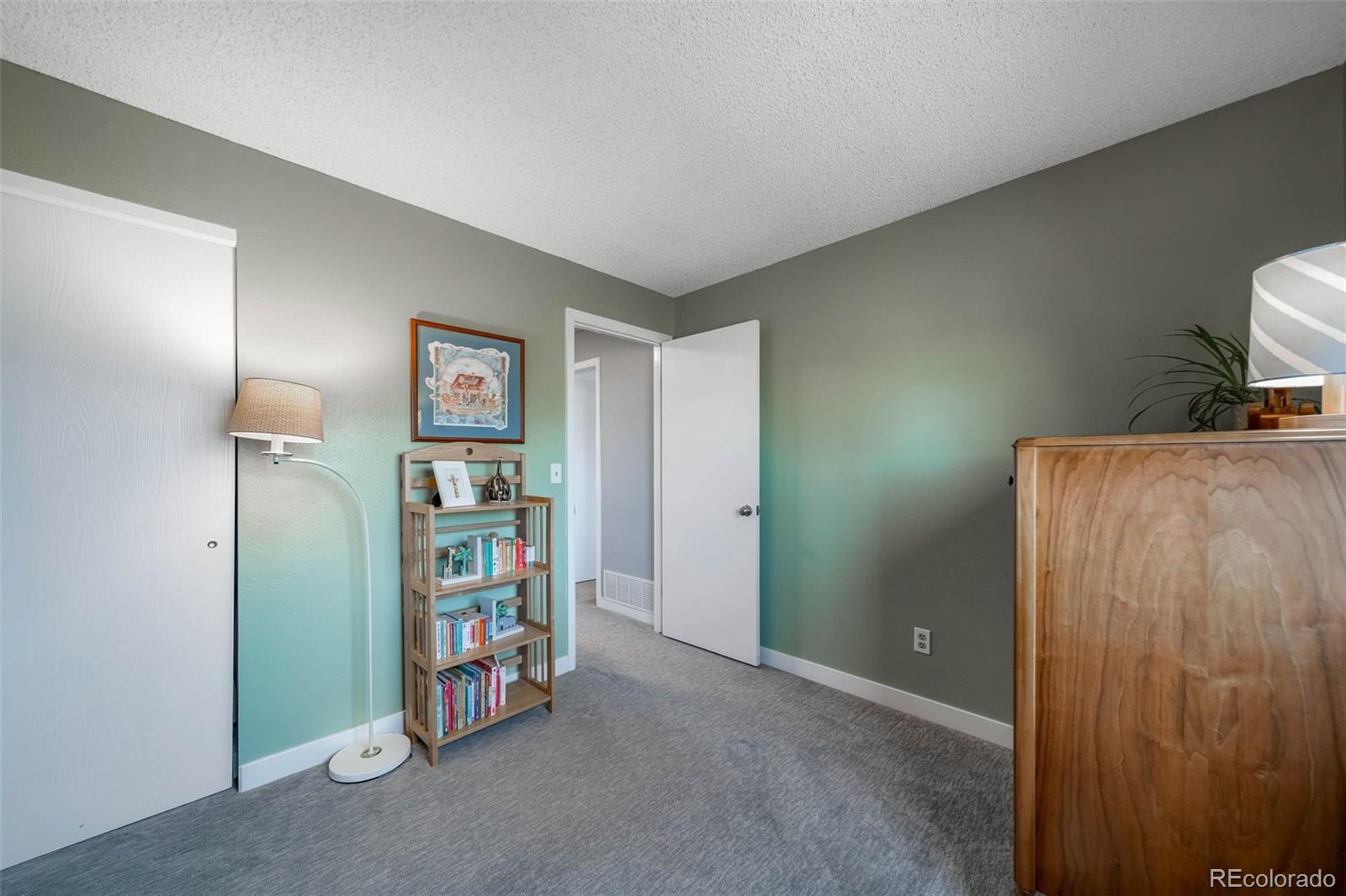 MLS Image #31 for 1121 s joplin street,aurora, Colorado