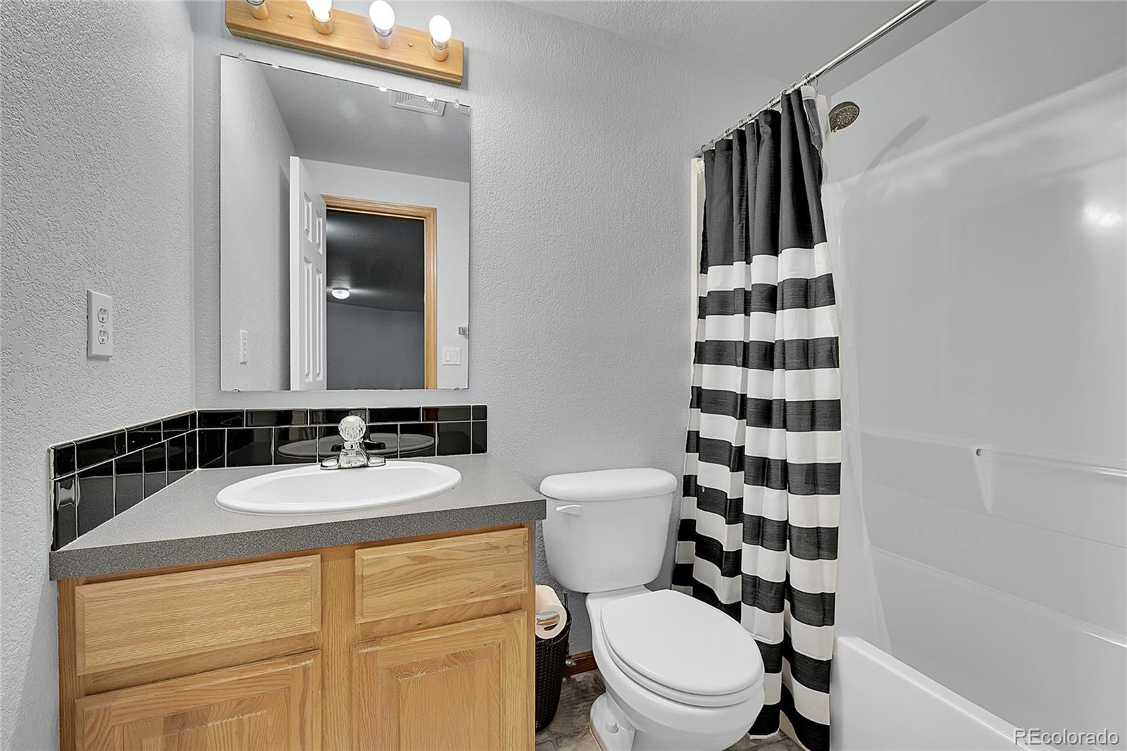 MLS Image #28 for 2340  birdie way,milliken, Colorado