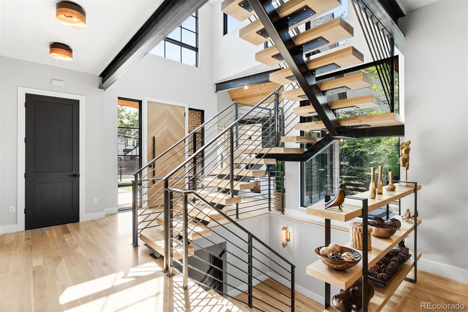 MLS Image #6 for 1055 s cove way,denver, Colorado