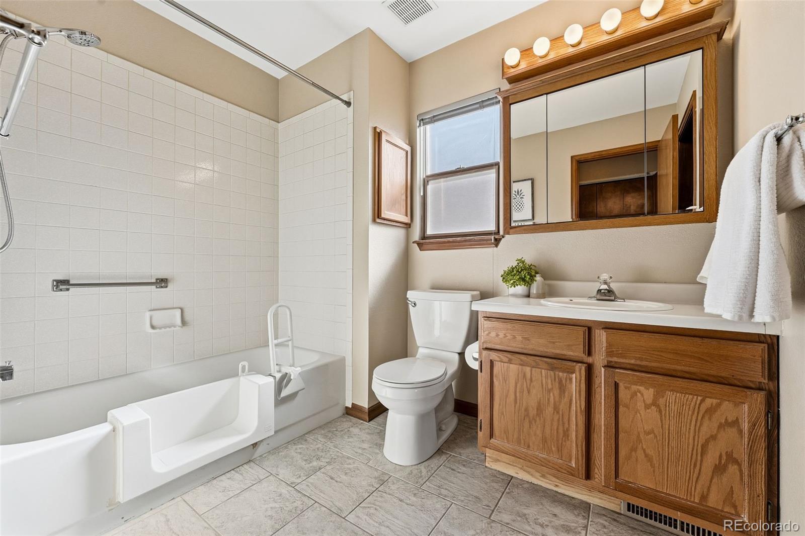 MLS Image #11 for 6487  pierson street,arvada, Colorado