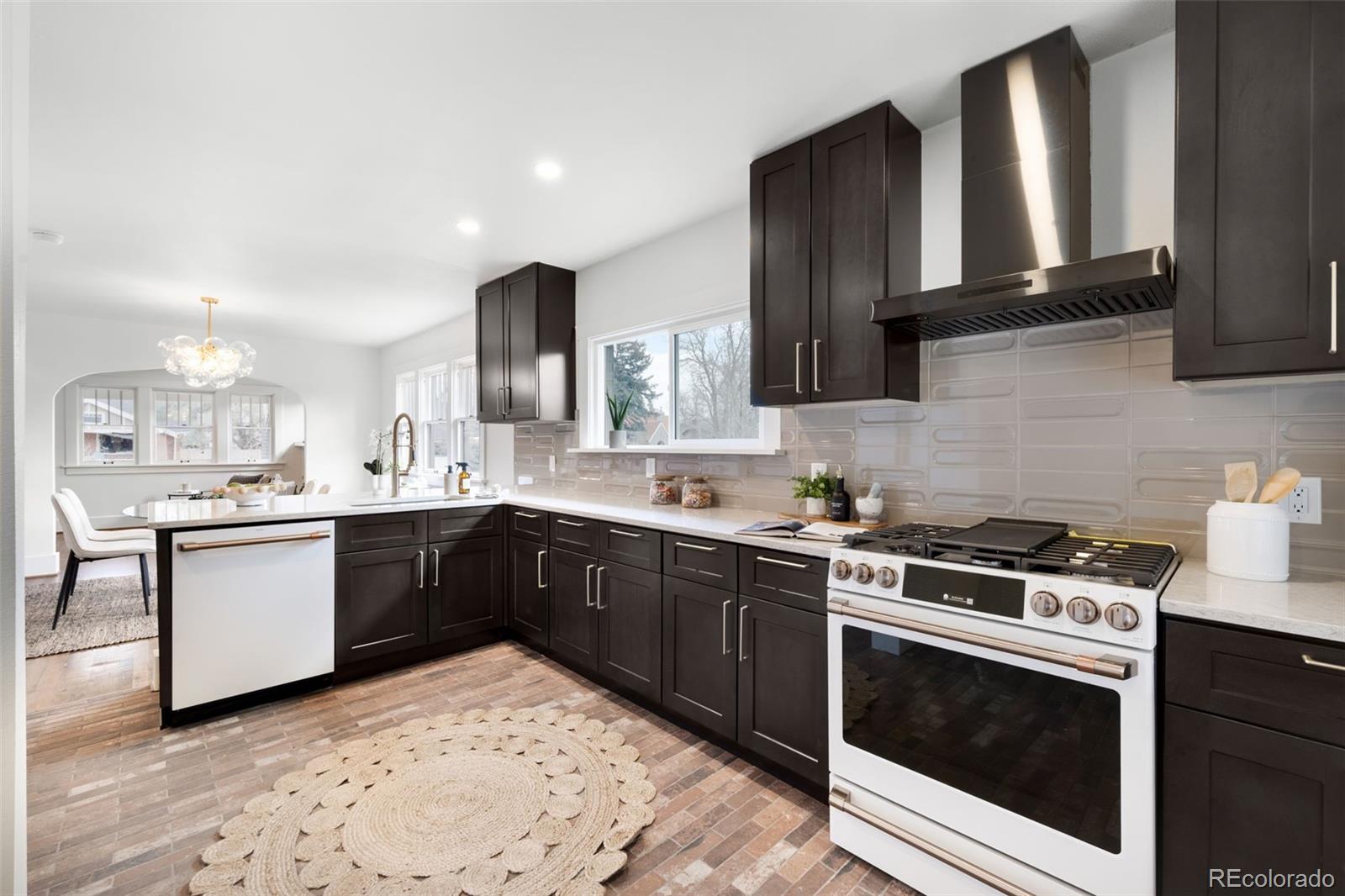 MLS Image #10 for 2835  cherry street,denver, Colorado