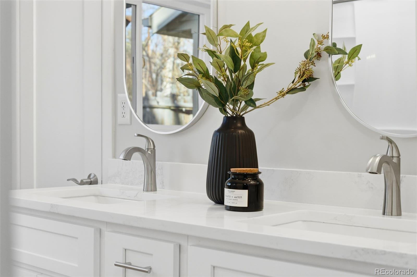 MLS Image #19 for 2794 s clarkson street,englewood, Colorado