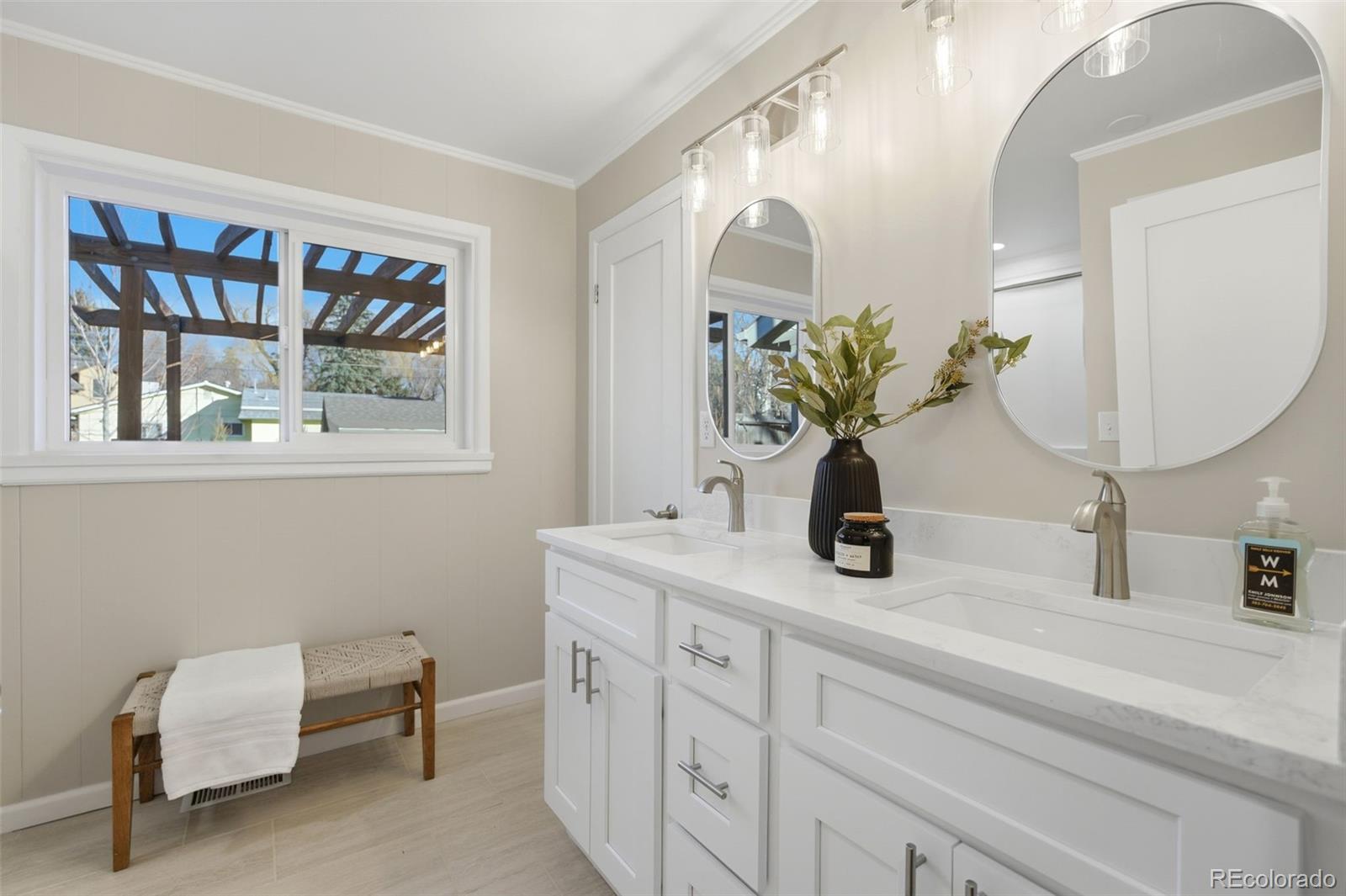 MLS Image #20 for 2794 s clarkson street,englewood, Colorado