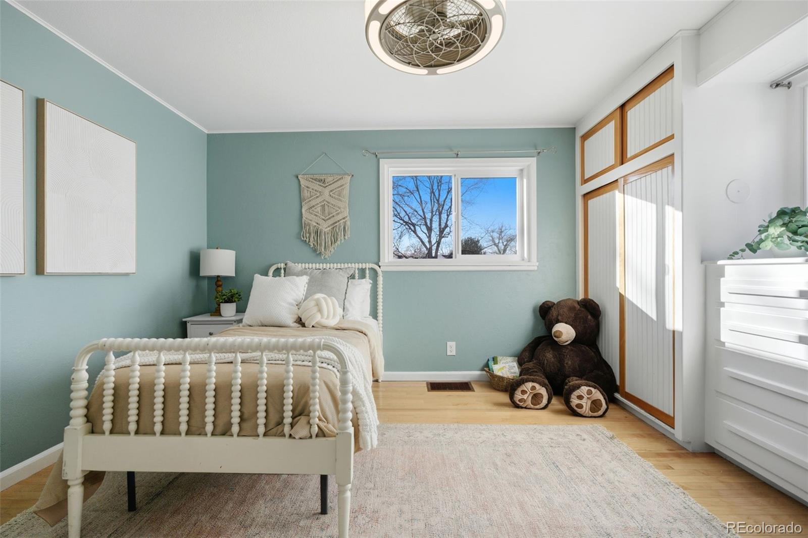 MLS Image #26 for 2794 s clarkson street,englewood, Colorado