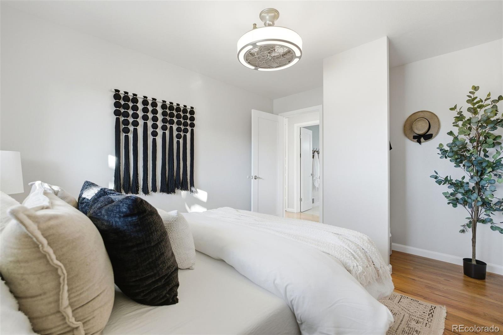 MLS Image #29 for 2794 s clarkson street,englewood, Colorado