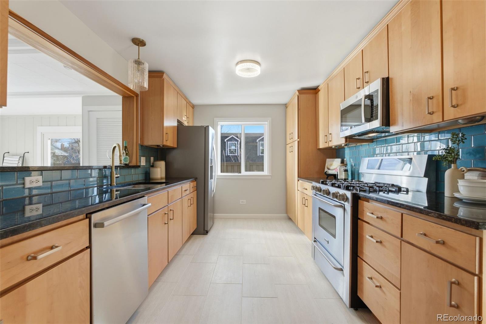 MLS Image #8 for 2794 s clarkson street,englewood, Colorado