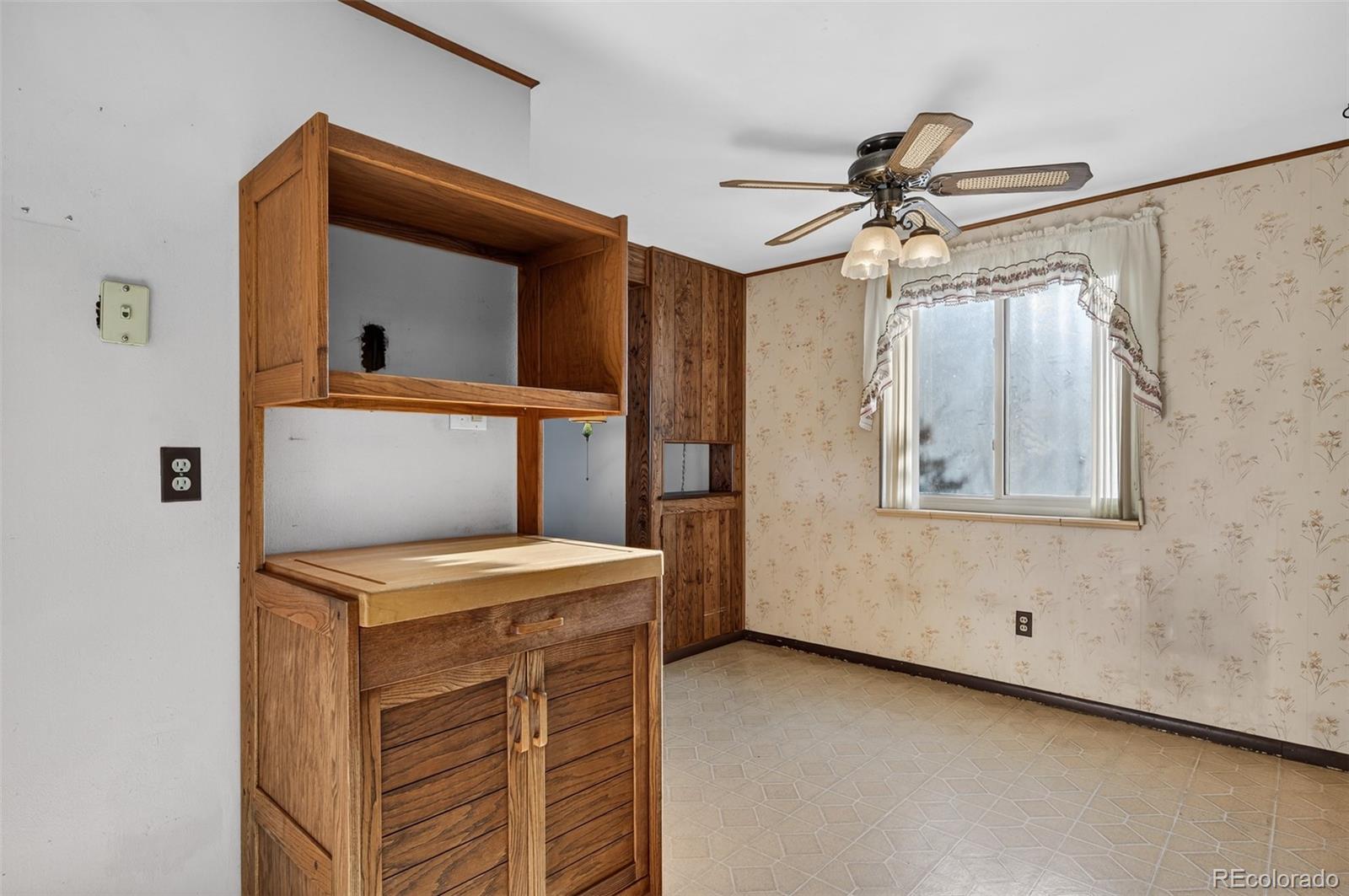 MLS Image #9 for 4181 s eliot street,englewood, Colorado