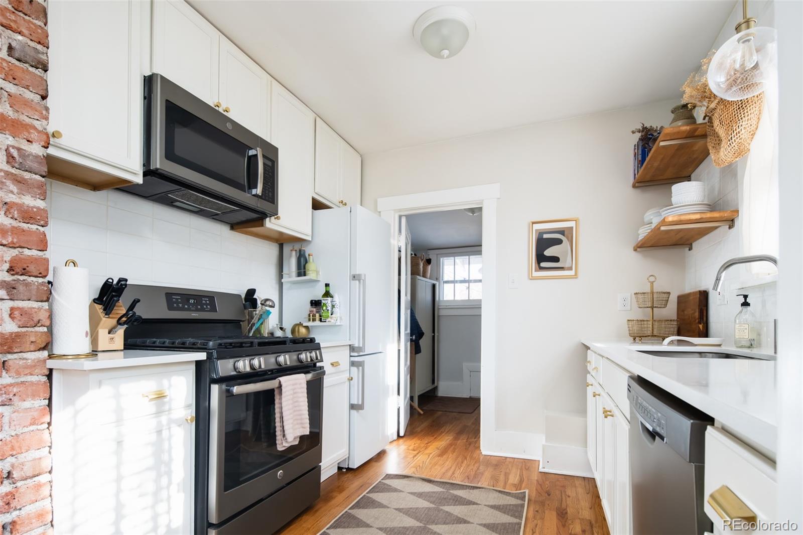 MLS Image #12 for 1270  niagara street,denver, Colorado
