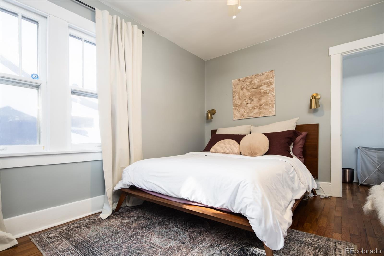 MLS Image #17 for 1270  niagara street,denver, Colorado