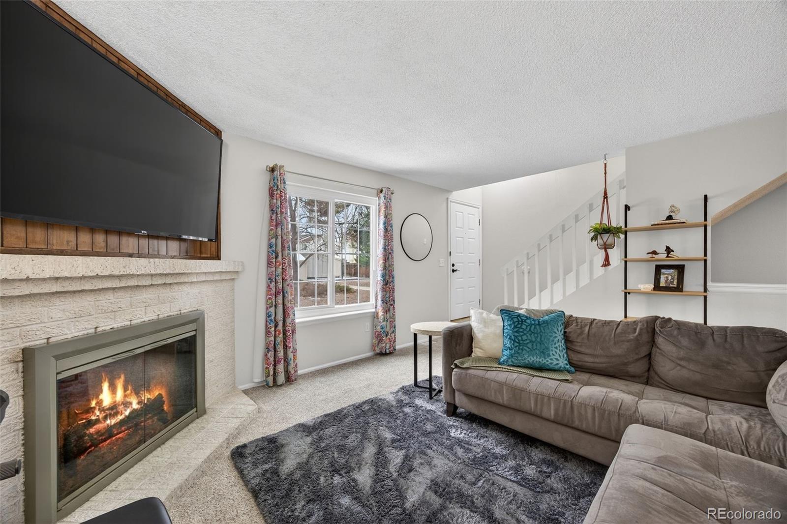 MLS Image #2 for 4221 s mobile circle a,aurora, Colorado