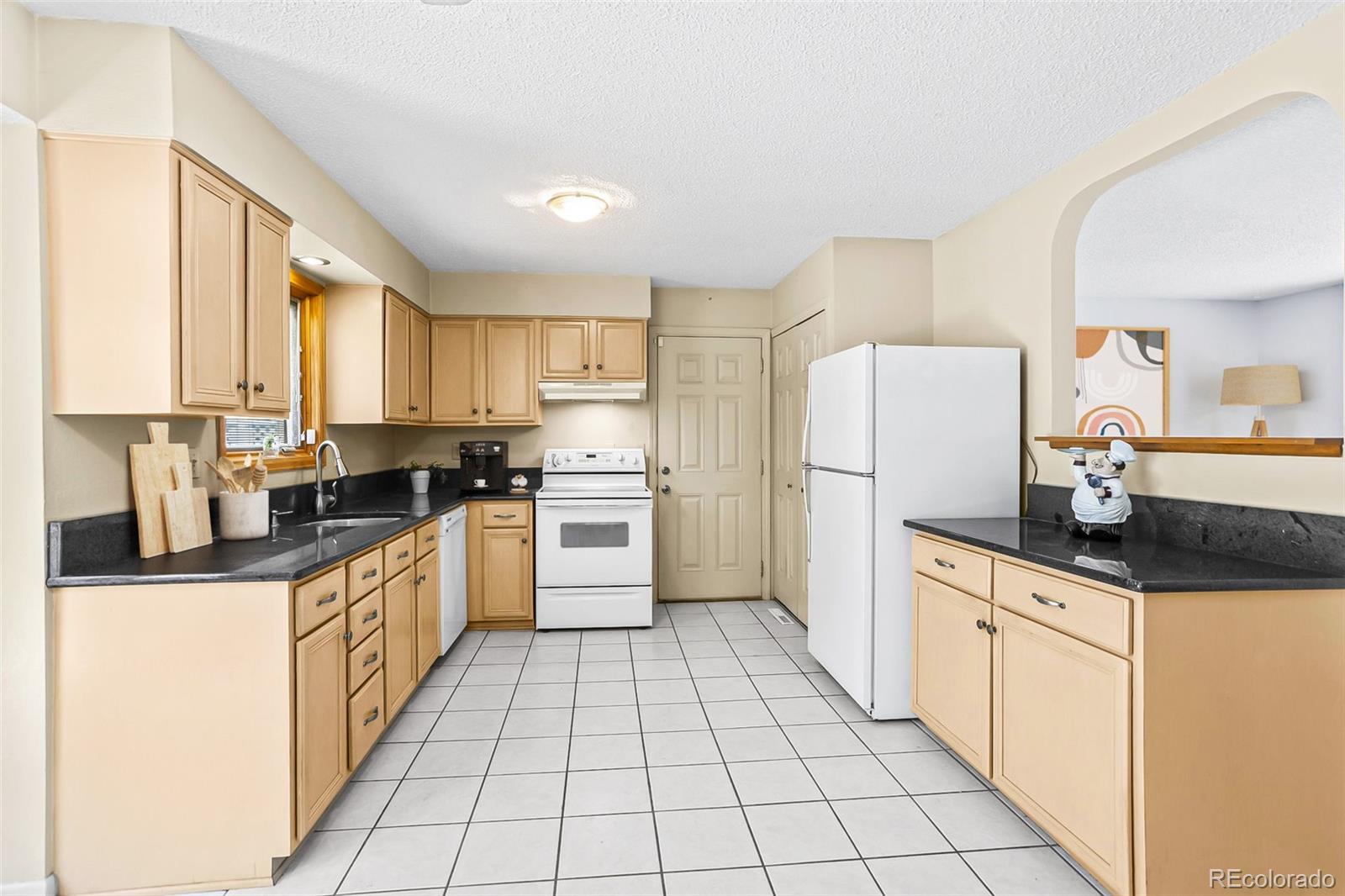 MLS Image #11 for 5888  eldora drive,colorado springs, Colorado