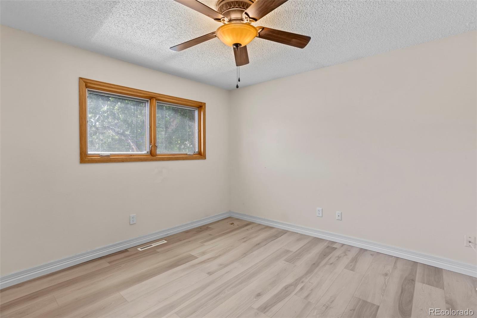 MLS Image #13 for 5888  eldora drive,colorado springs, Colorado