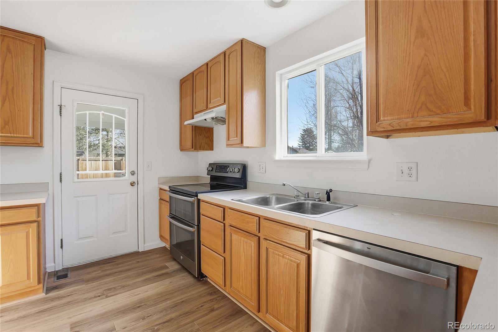 MLS Image #9 for 3736 s inca street,englewood, Colorado