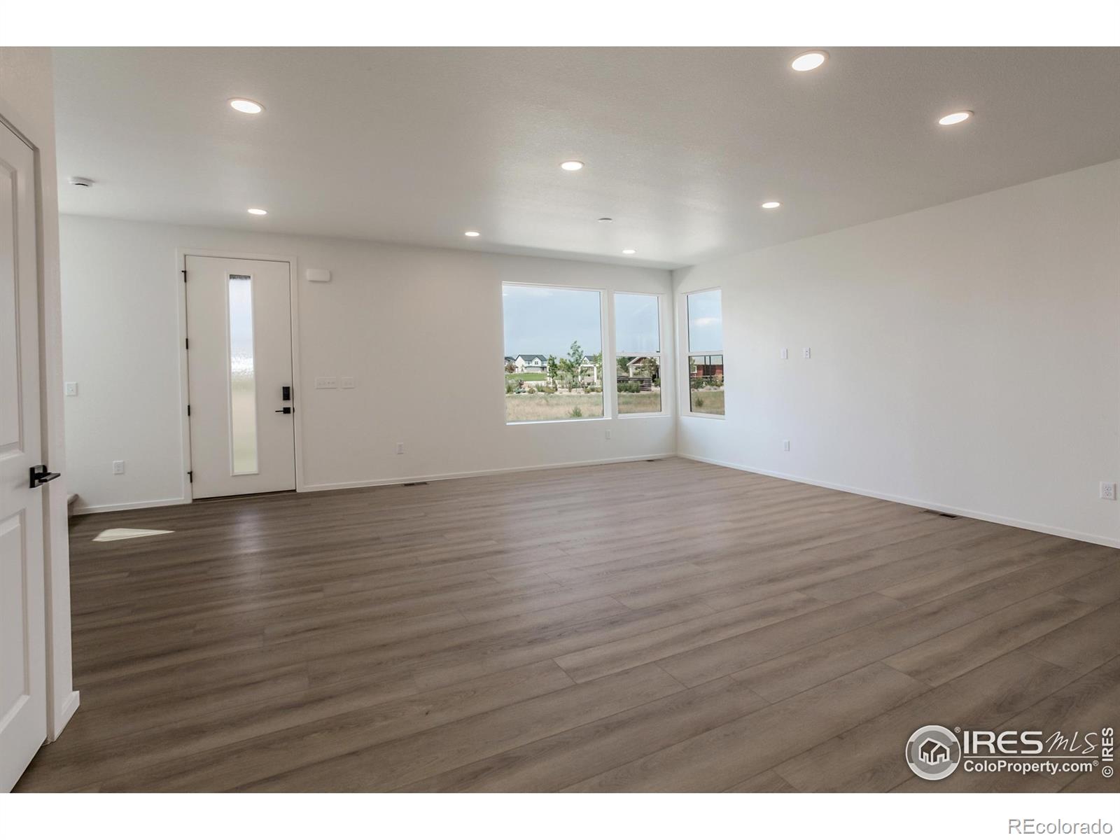 MLS Image #4 for 6126  red barn road,timnath, Colorado