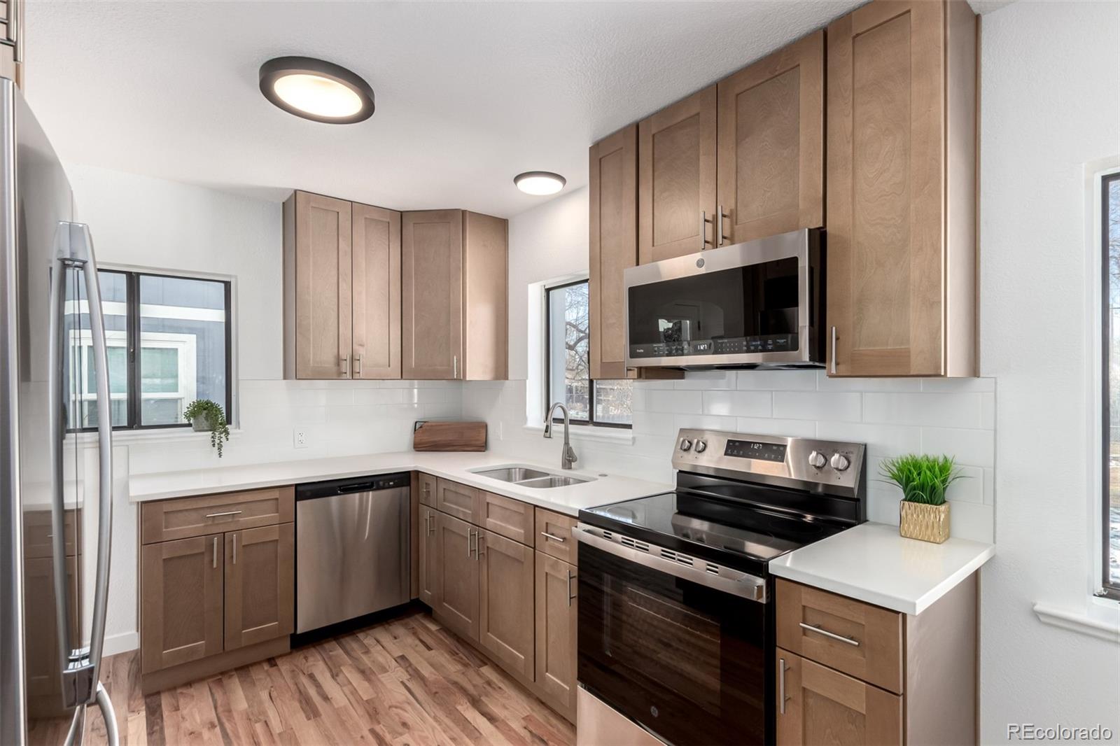 MLS Image #3 for 4519 s pennsylvania street,englewood, Colorado