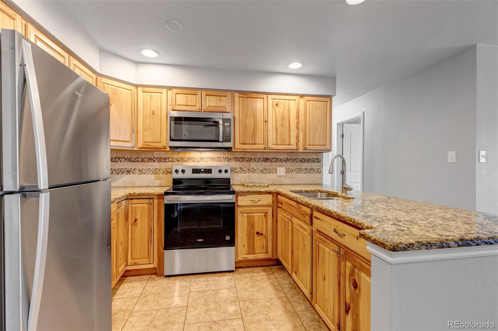 MLS Image #3 for 707 w 96th avenue,thornton, Colorado