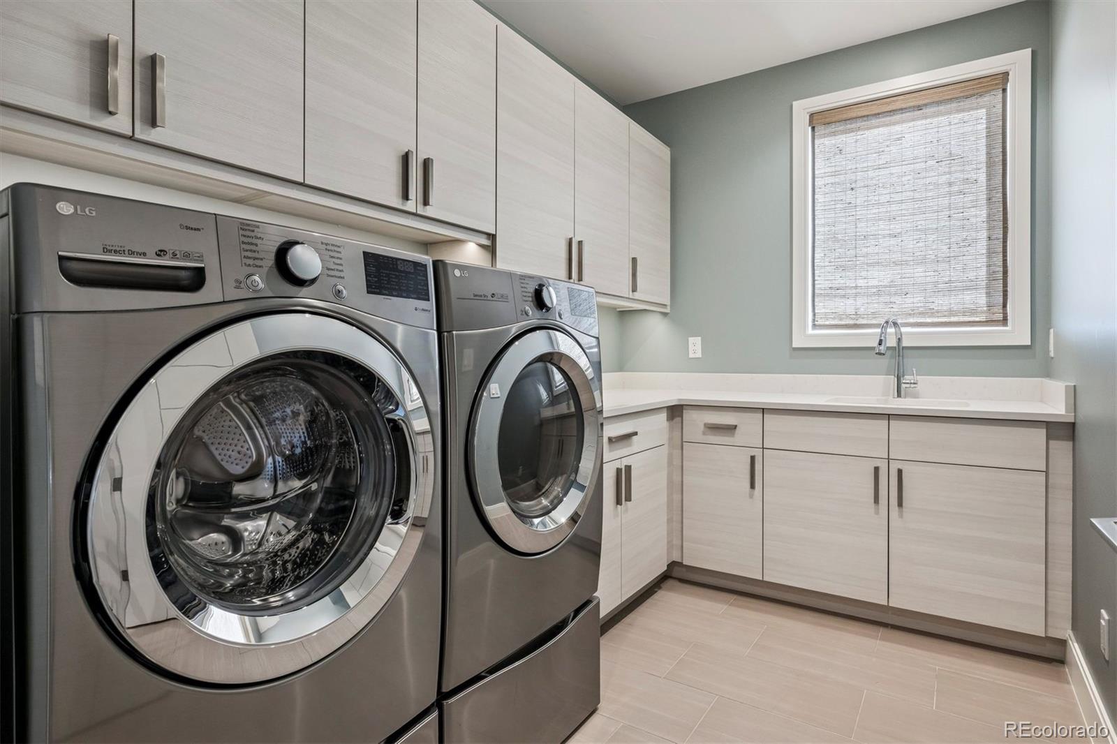 MLS Image #24 for 525  columbine street,denver, Colorado