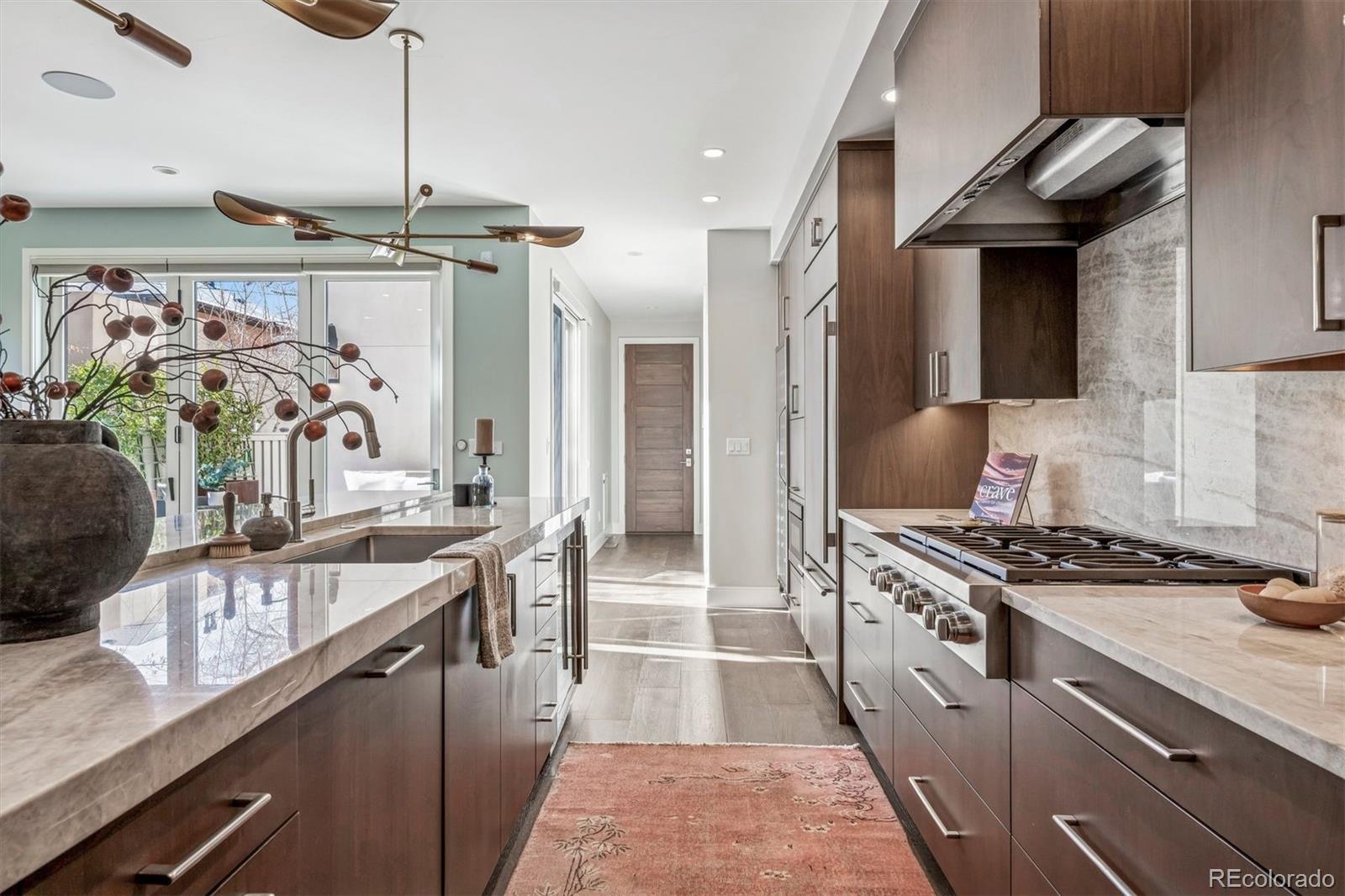 MLS Image #3 for 525  columbine street,denver, Colorado