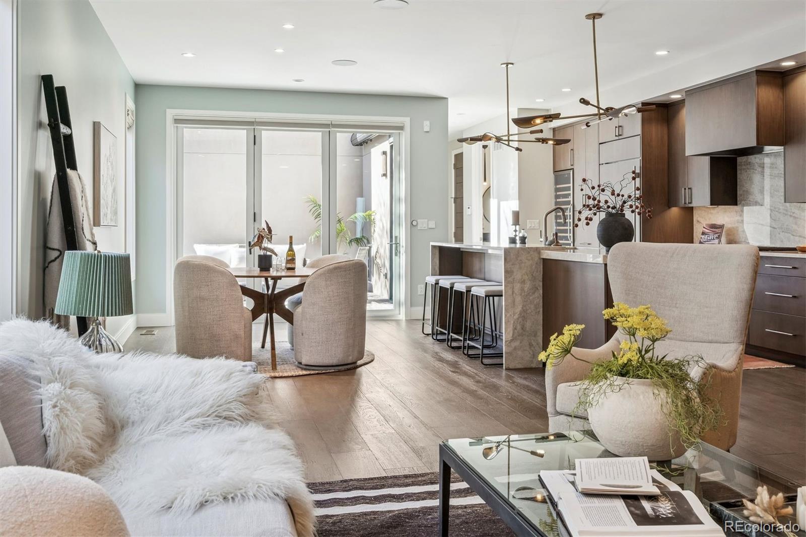 MLS Image #6 for 525  columbine street,denver, Colorado