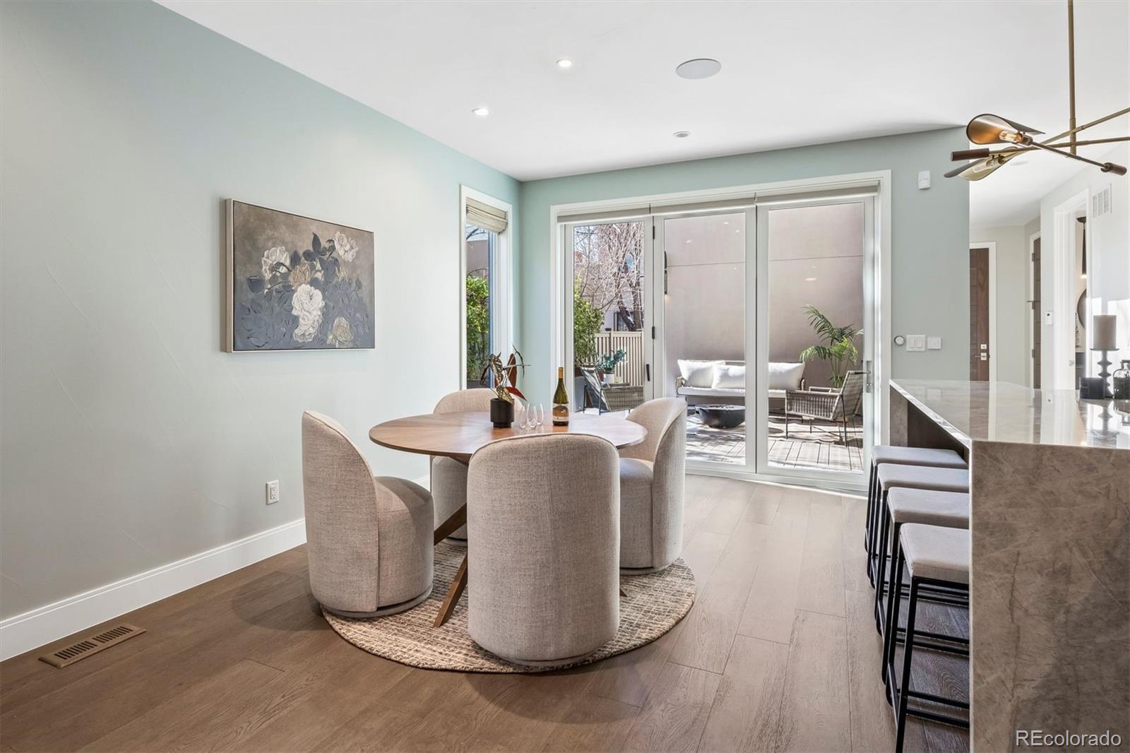 MLS Image #8 for 525  columbine street,denver, Colorado