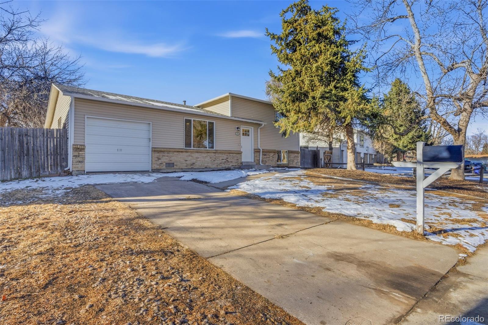 MLS Image #1 for 15636 e floyd avenue,aurora, Colorado