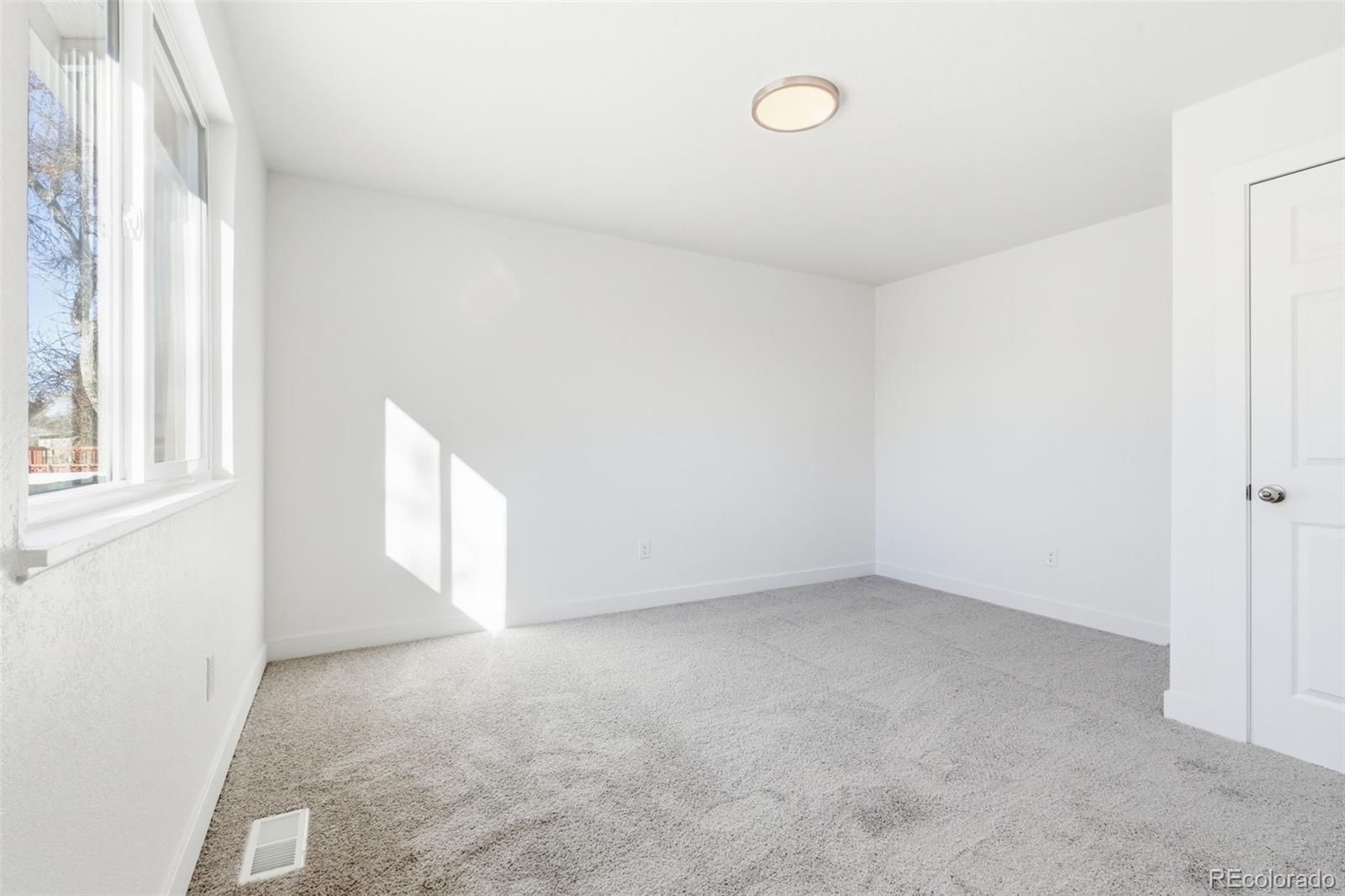 MLS Image #14 for 15636 e floyd avenue,aurora, Colorado