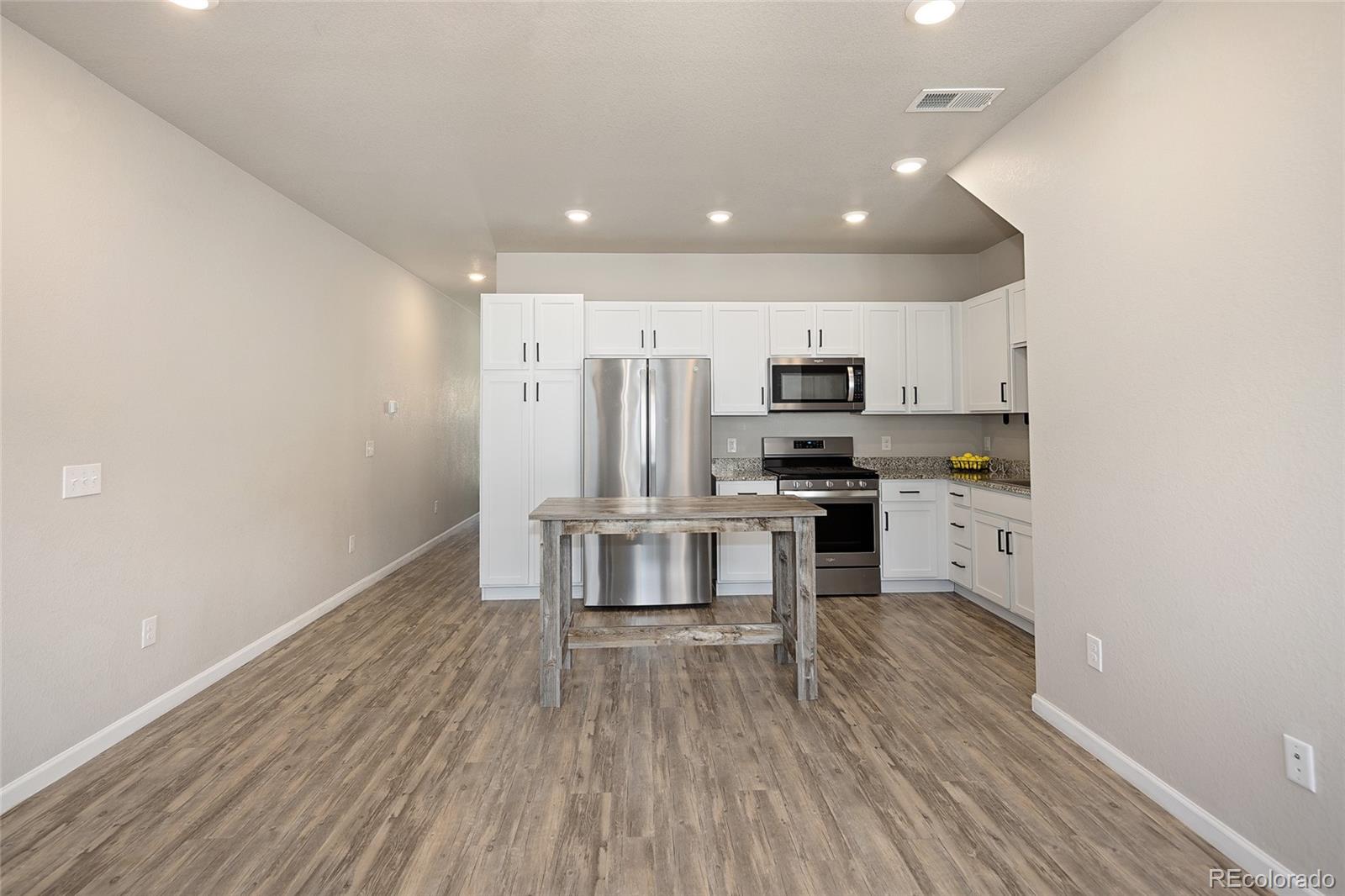 MLS Image #4 for 1033  oak circle ,lakewood, Colorado