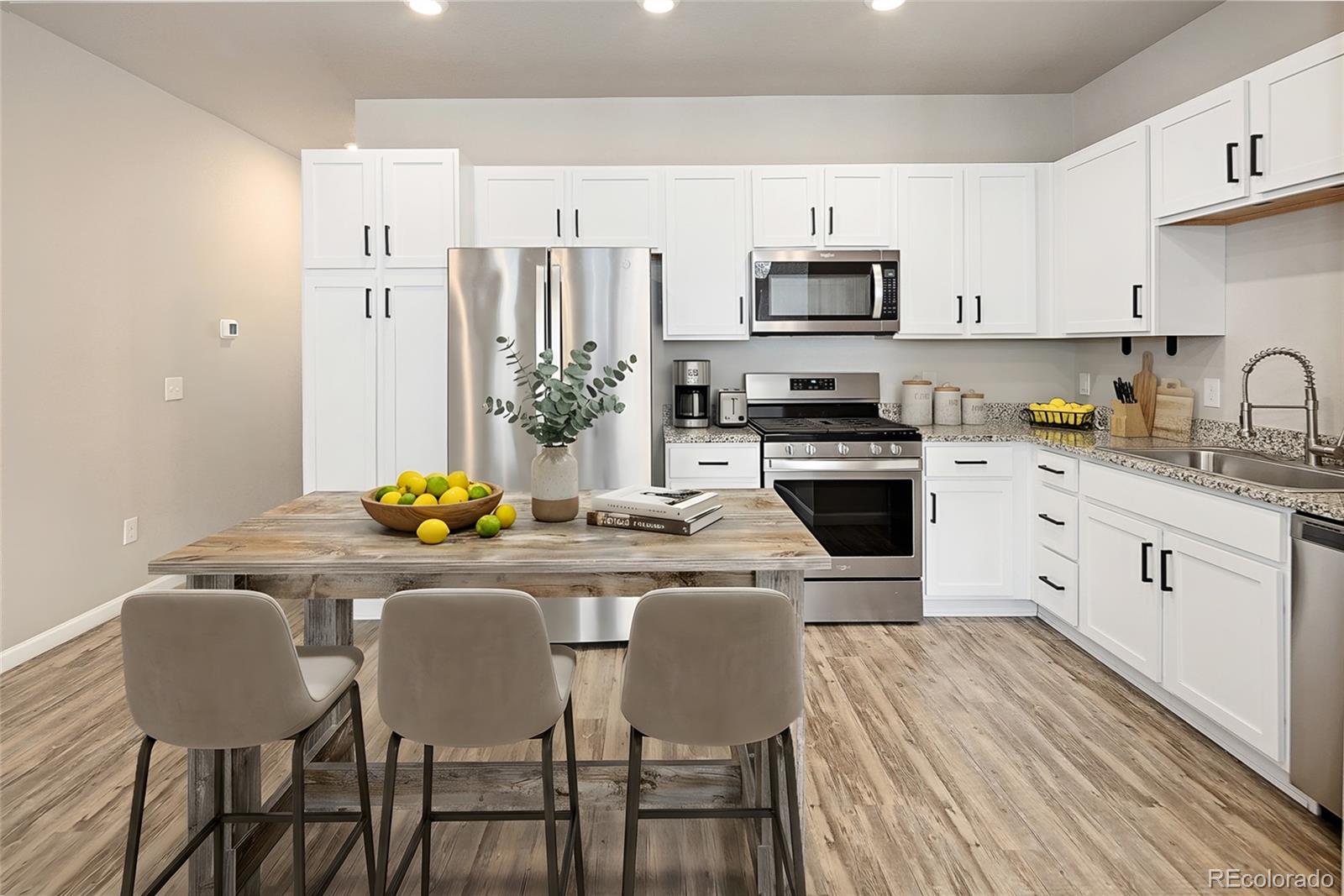 MLS Image #5 for 1033  oak circle ,lakewood, Colorado