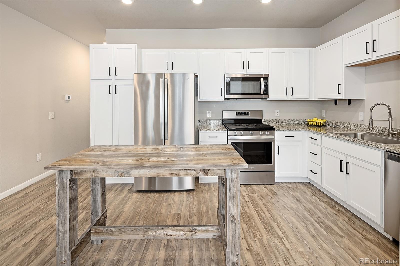 MLS Image #6 for 1033  oak circle ,lakewood, Colorado
