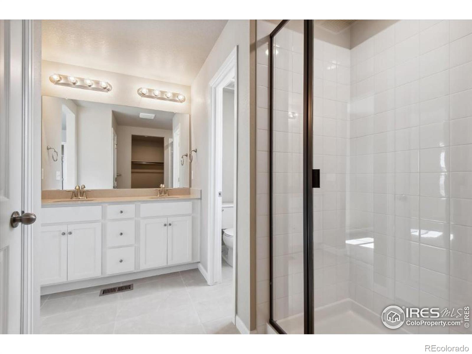 MLS Image #15 for 914  harvard street,johnstown, Colorado