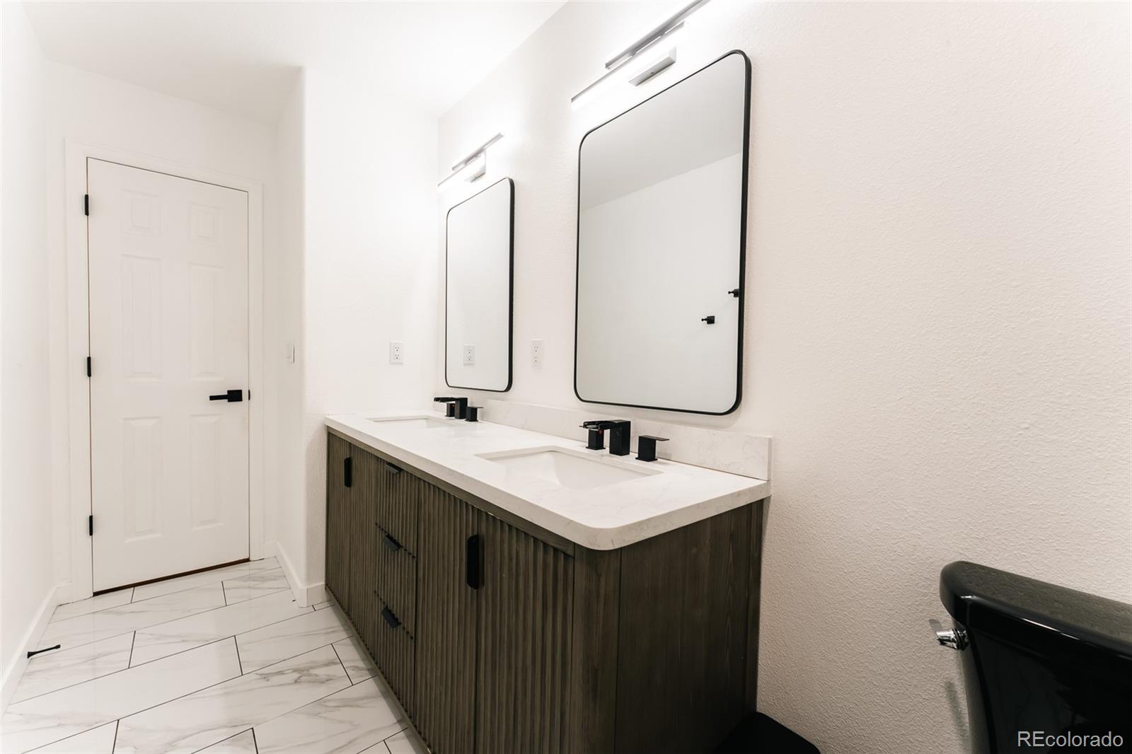MLS Image #29 for 19066 e berry drive,aurora, Colorado