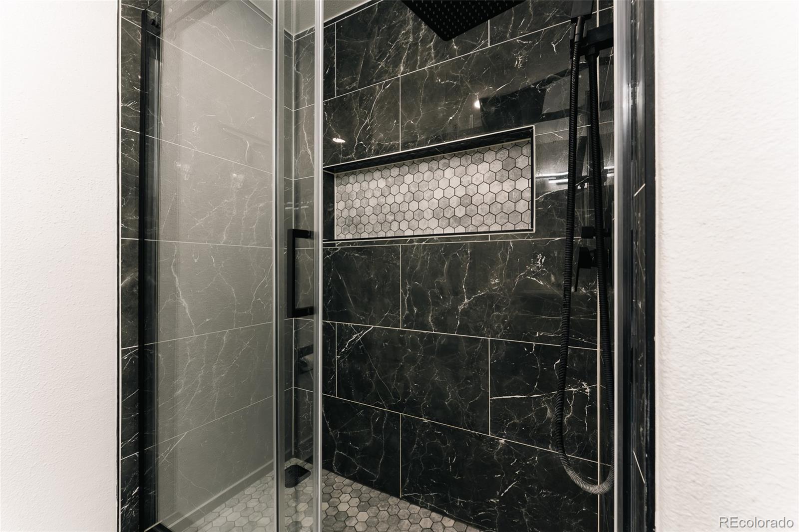 MLS Image #31 for 19066 e berry drive,aurora, Colorado