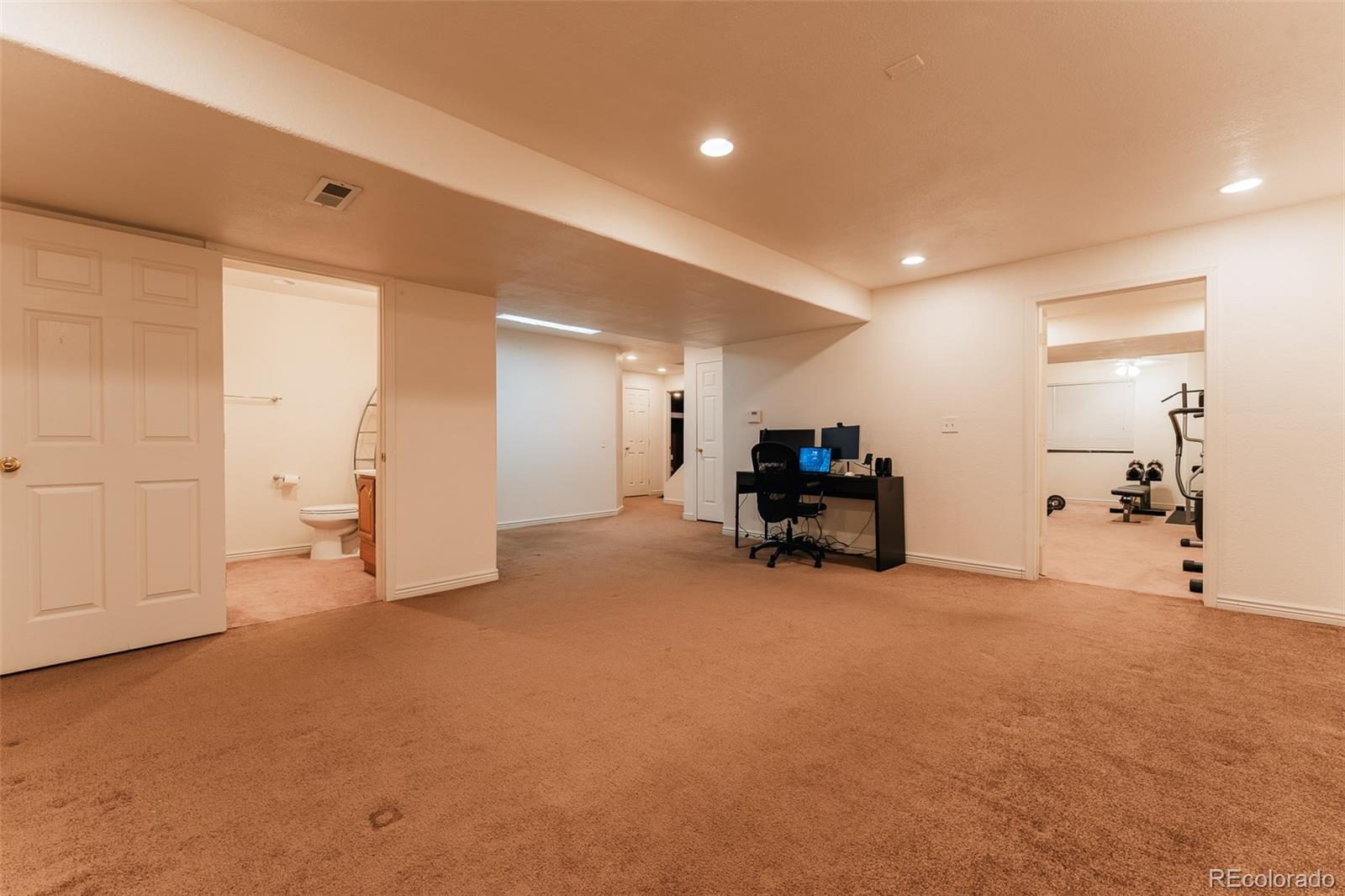 MLS Image #37 for 19066 e berry drive,aurora, Colorado