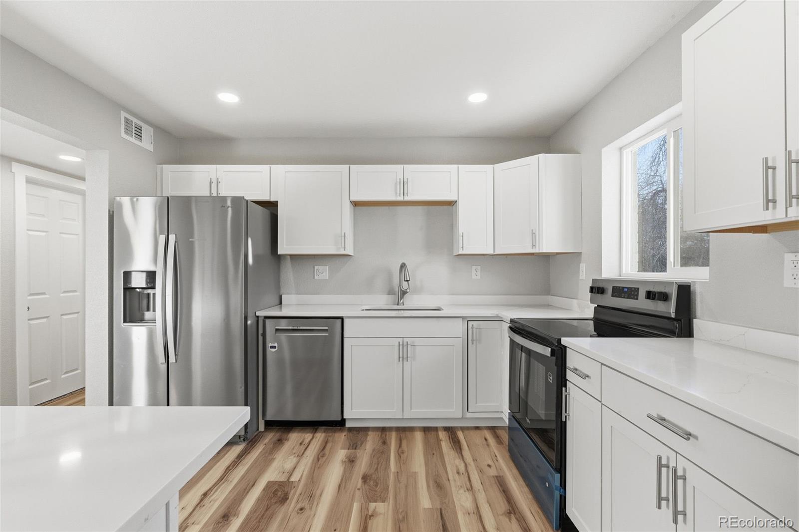 MLS Image #6 for 821  salem street,aurora, Colorado