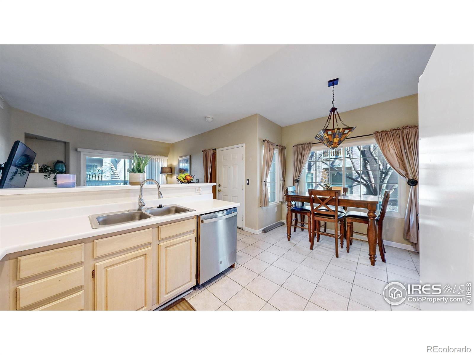 MLS Image #9 for 1080  opal street 104,broomfield, Colorado