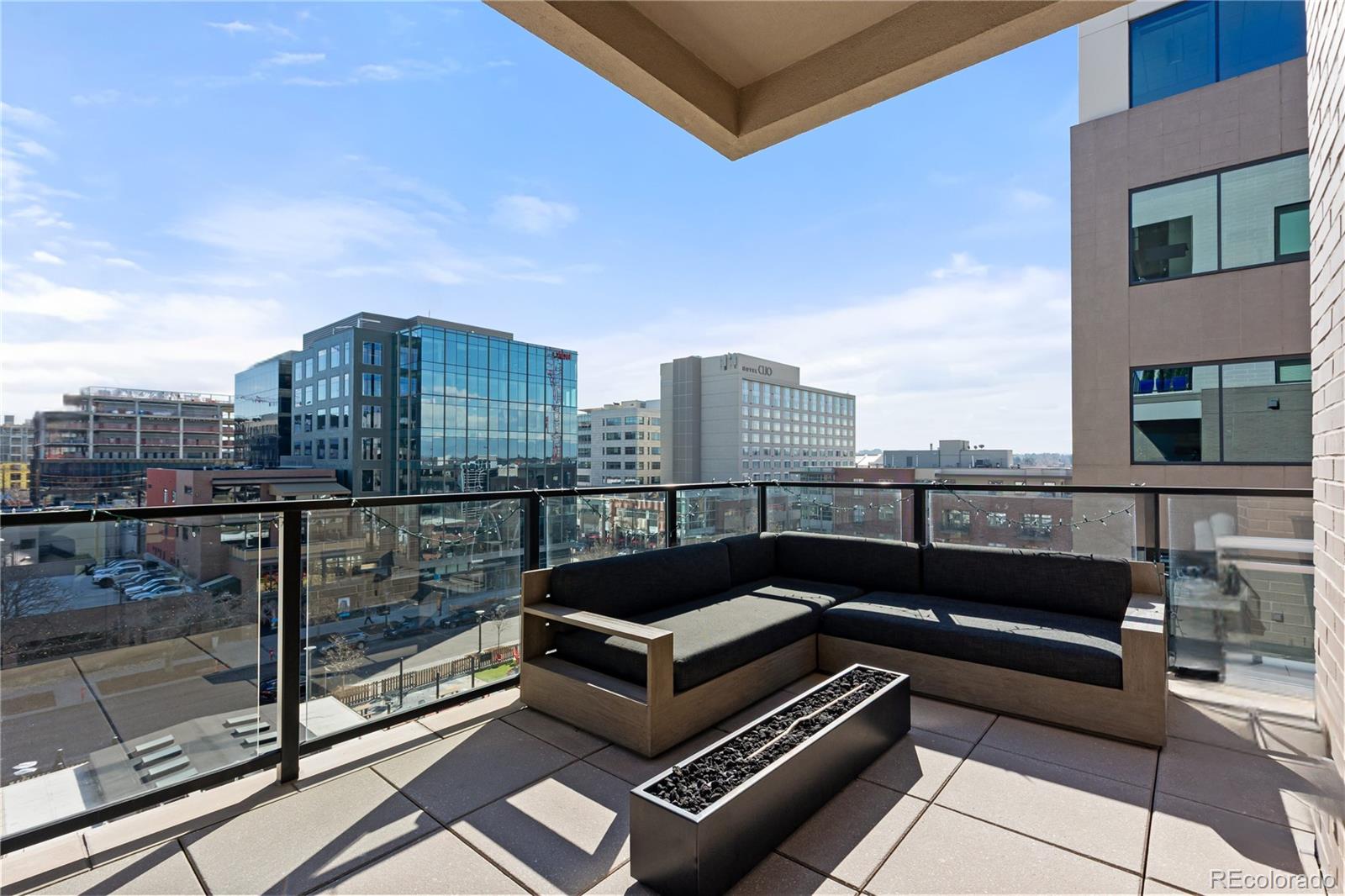 MLS Image #10 for 250  columbine street,denver, Colorado
