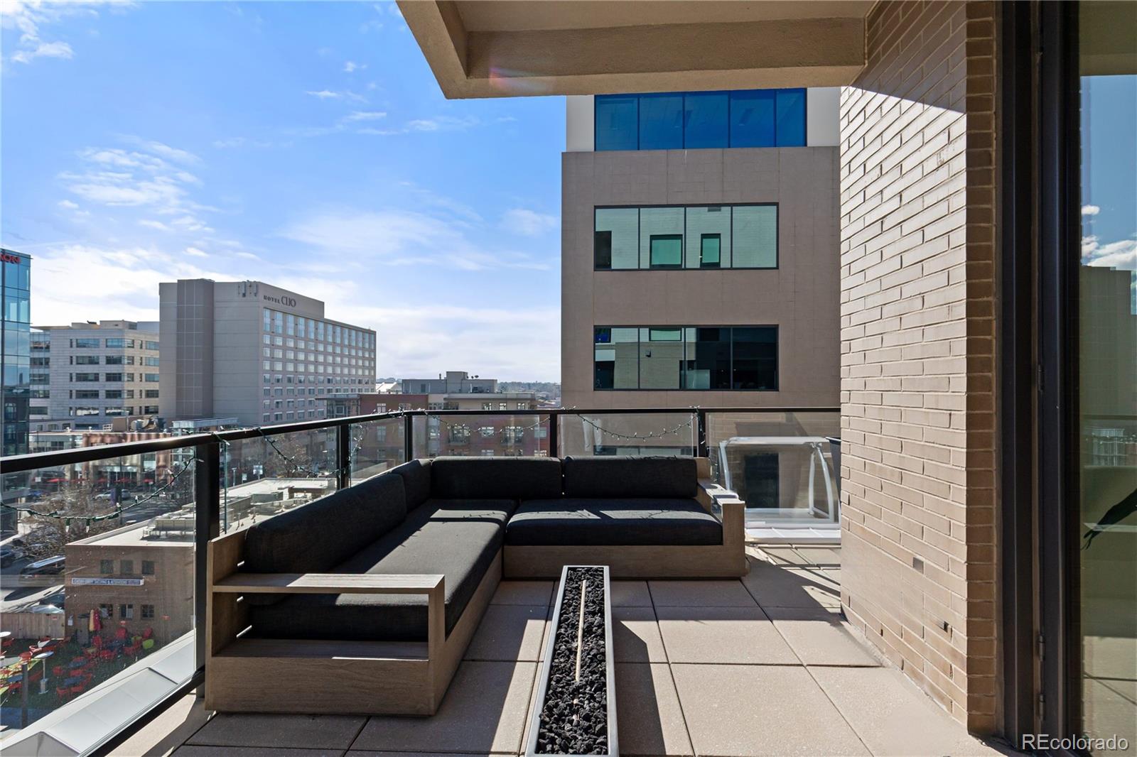 MLS Image #11 for 250  columbine street,denver, Colorado