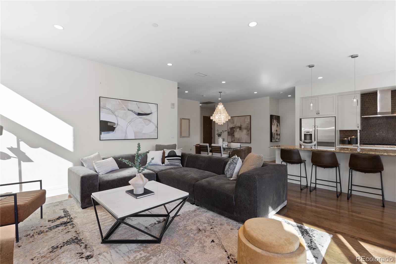 MLS Image #12 for 250  columbine street,denver, Colorado