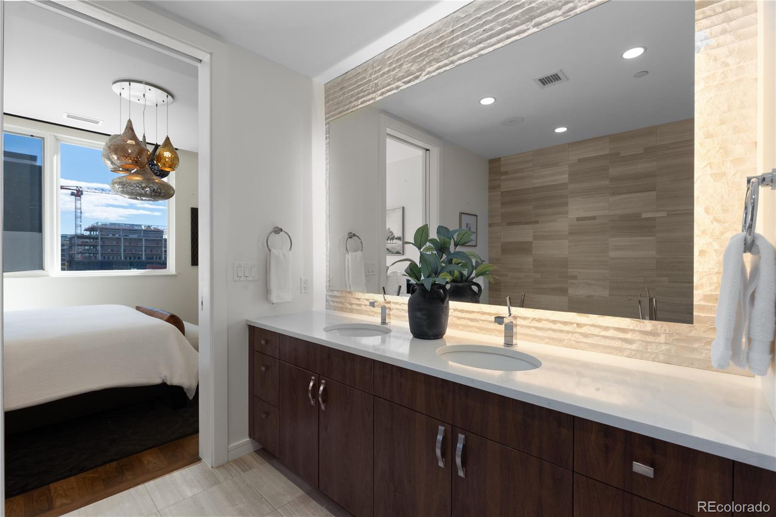 MLS Image #20 for 250  columbine street,denver, Colorado