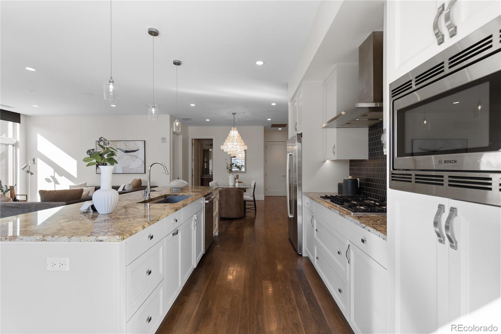 MLS Image #4 for 250  columbine street,denver, Colorado