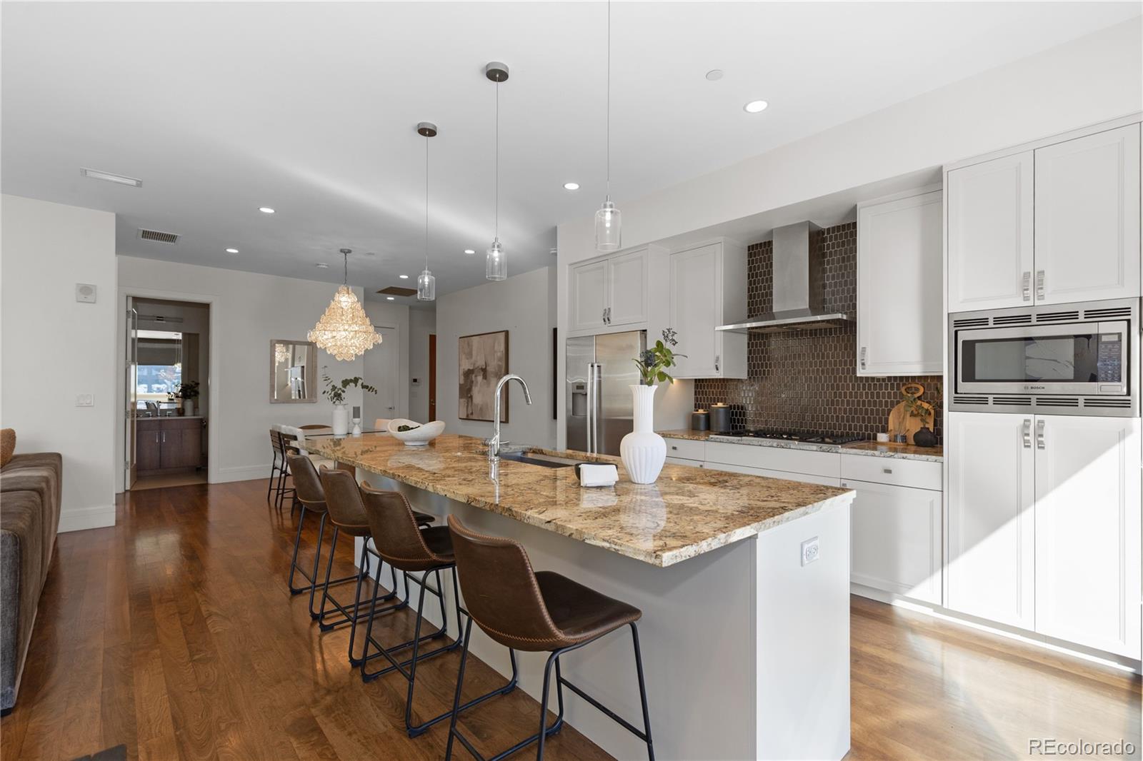 MLS Image #5 for 250  columbine street,denver, Colorado